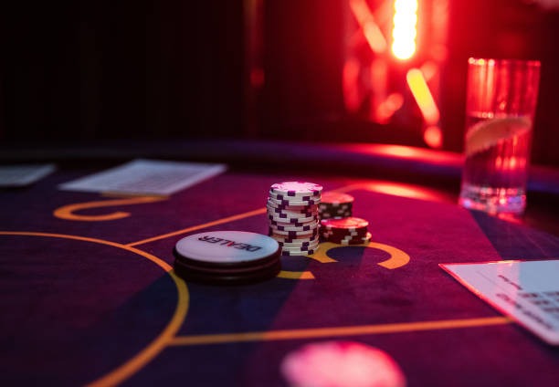 ovabet Live Dealer betting interface and chat window
